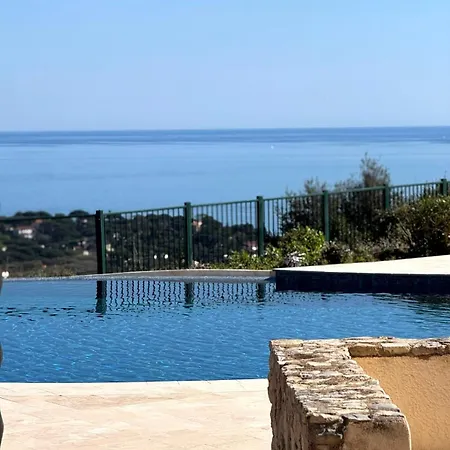 Chez Fleurette - Maison - Vue Exceptionnelle - Piscine Partagee וילה