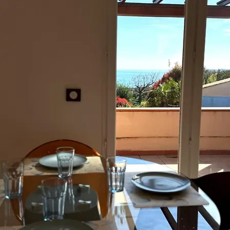 Chez Fleurette - Maison - Vue Exceptionnelle - Piscine Partagee