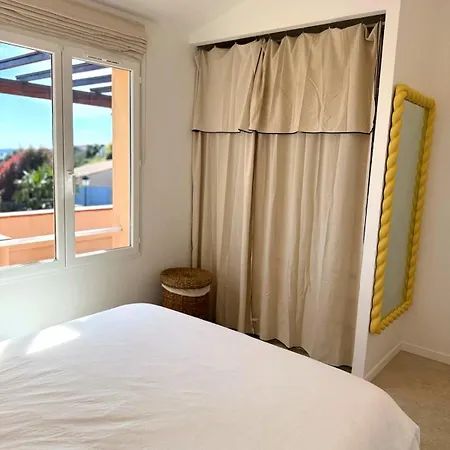 Chez Fleurette - Maison - Vue Exceptionnelle - Piscine Partagee *