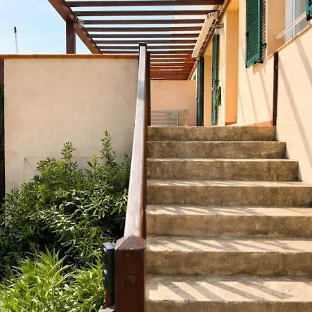 Chez Fleurette - Maison - Vue Exceptionnelle - Piscine Partagee רוקברון-סור-ארז'נס